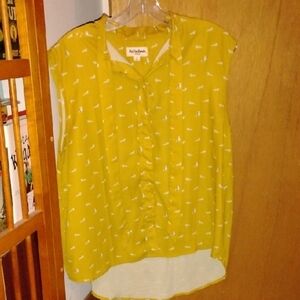 Yellow Button-Front Sleeveless Top With Tiny Raccoon Pattern. Ties At Collar.
